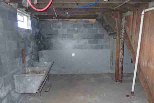 2270 Ford basement (13).jpg